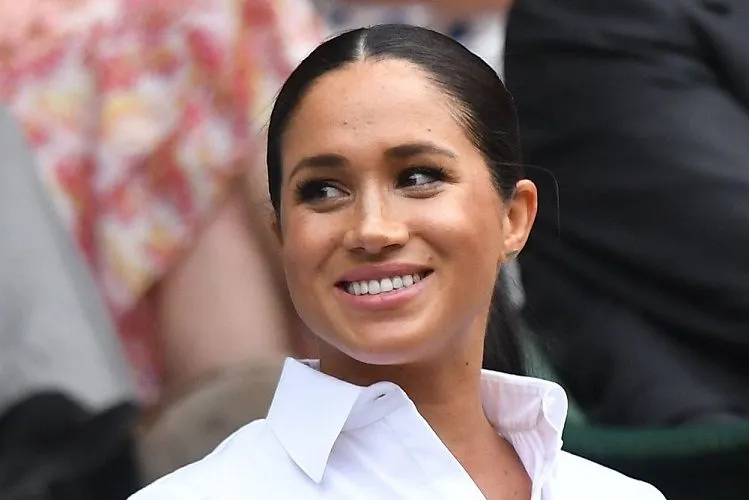 Meghan Markle și-a lansat colecția de haine