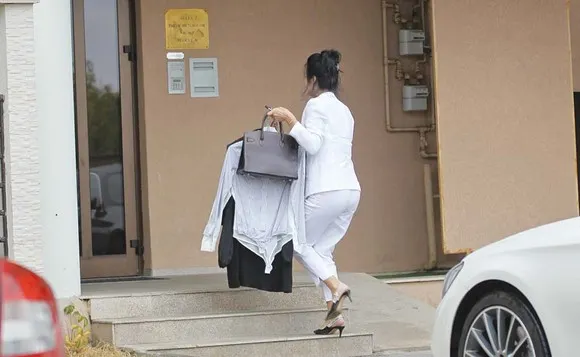 Sotia lui Ilie Nastase s-a mutat cu chirie