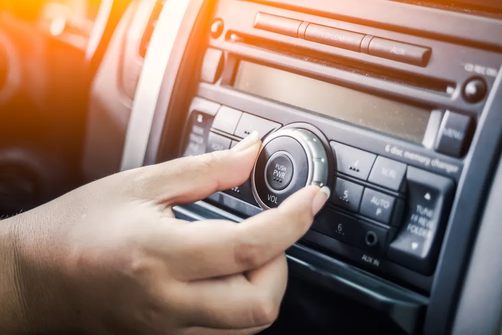 Stresul cauzat de trafic, calmat de muzică