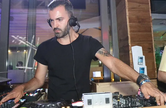 Românul Manuel Riva a intrat pentru a treia oară în Billboard