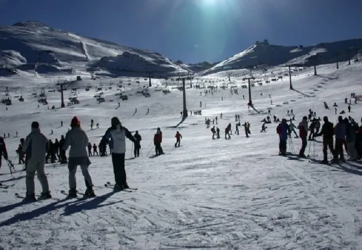 Sierra Nevada: De ce Spania ar trebui să fie în topul preferințelor oricui e amator de schi