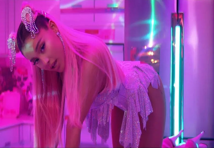 Ariana Grande acuzată că a furat refrenul din hitul „7 Rings”