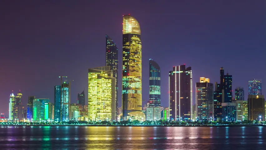 Nopțile arabe: ce să faci în Abu Dhabi după lăsarea întunericului