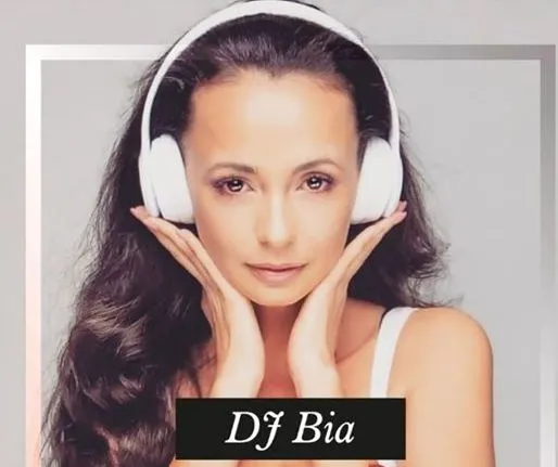 O româncă pune muzică șeicilor din Dubai. Cum a renuțat Bianca Marciuc să mai fie stewardeză pentru a fi Dj