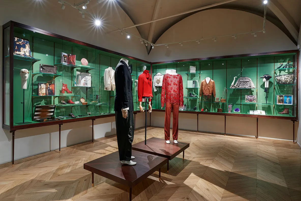 Kering, grupul care deține Gucci și Balenciaga, afaceri record