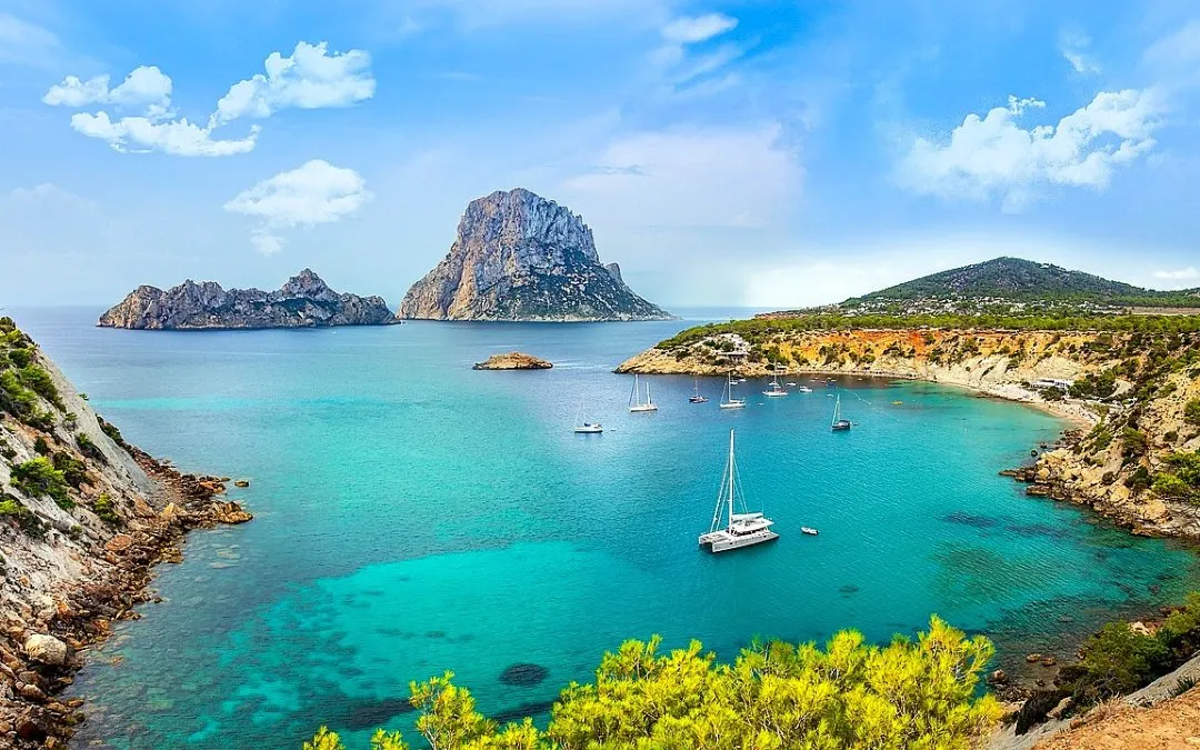 10 insule europene pentru o vacanță spectaculoasă