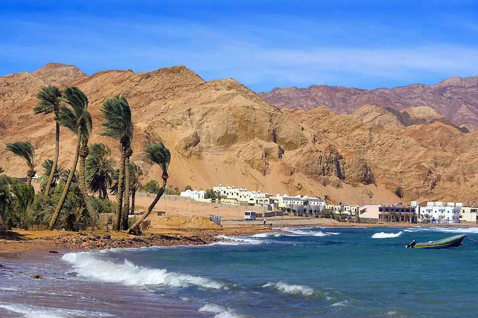 Dahab, paradisul boem al Egiptului. Mini ghid de vacanță