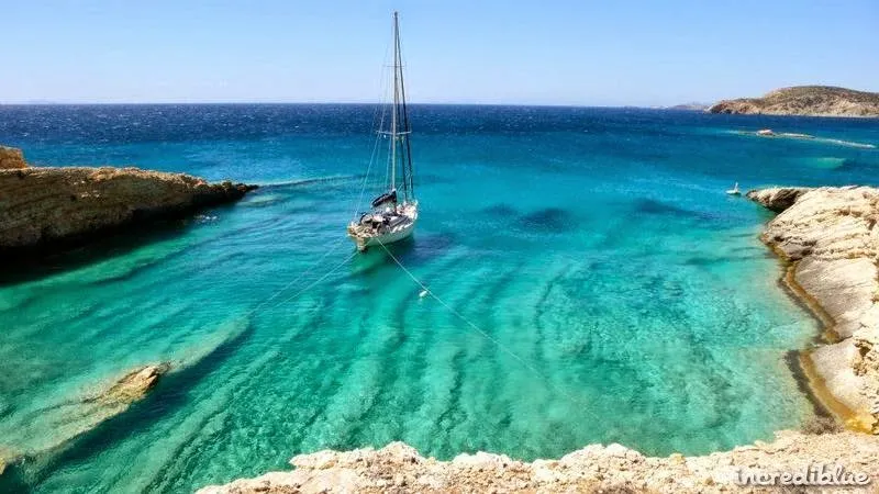 Atenție! De mâine, intri în Grecia doar cu cod de bare