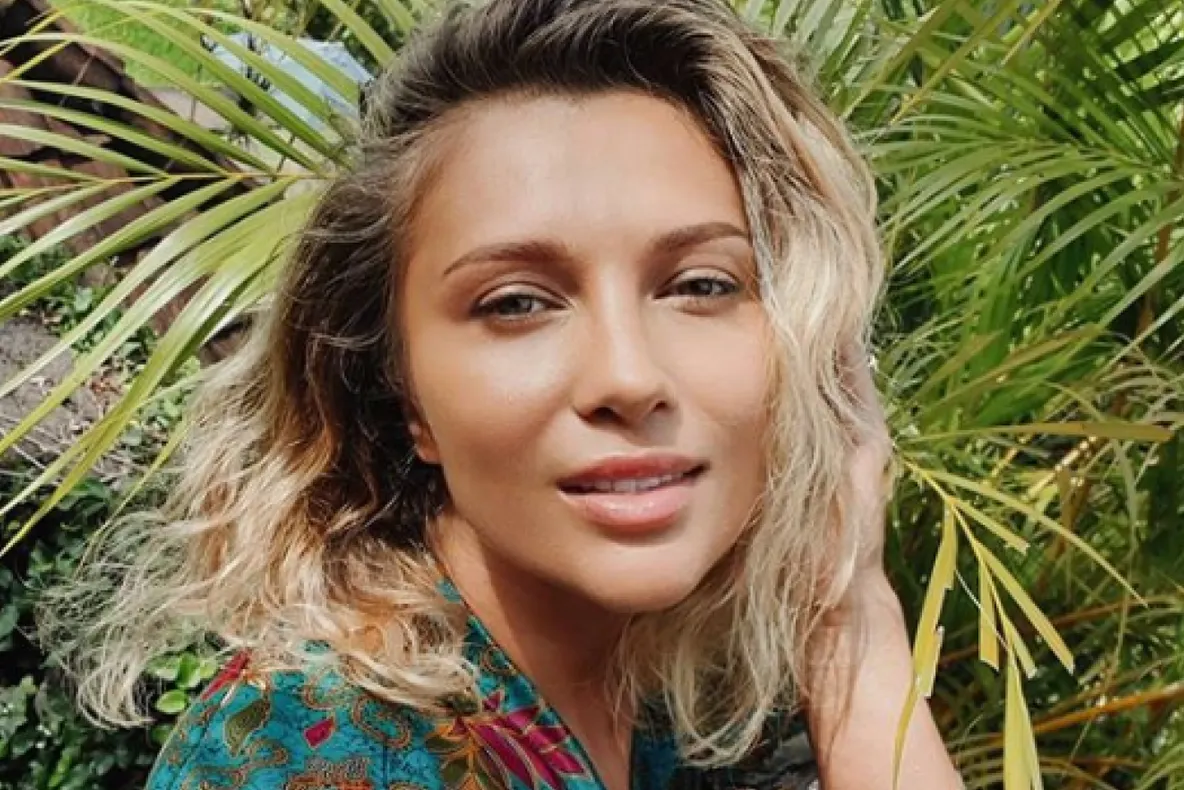Lora a lansat videoclipul filmat în Bali la o lună după ce s-a întors