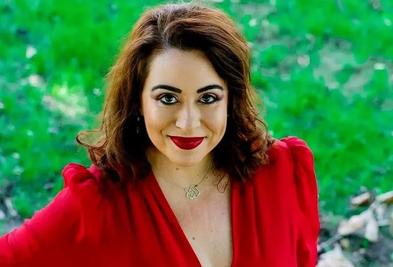 Cum a reușit să slăbească Oana Roman si e de nerecunoscut
