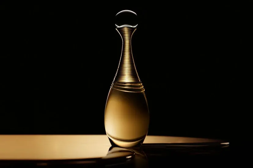 Ingredientul-cheie care va revoluționa celebrul J'Adore de la Dior