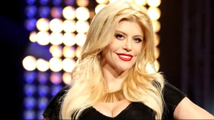 Loredana goală pe instagram! Imaginile care au încins imaginația fanilor