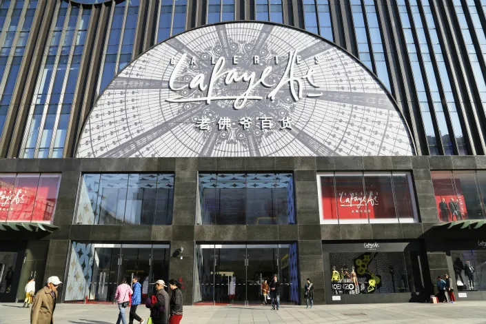 Galeriile Lafayette se extind în China