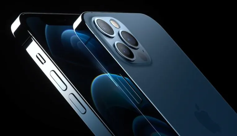 Apple lansează primul său iPhone 5G