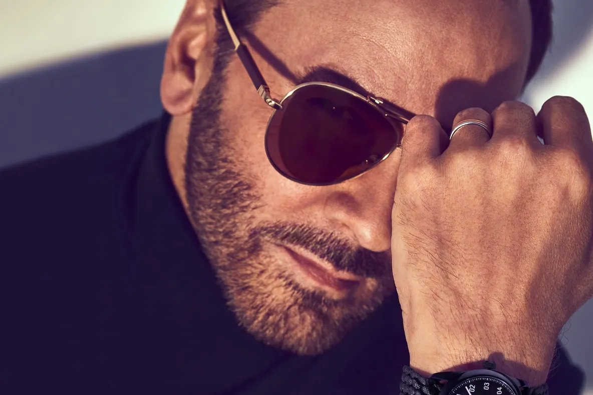 Tom Ford a lansat ceasul realizat 100% din plastic recuperat din ocean