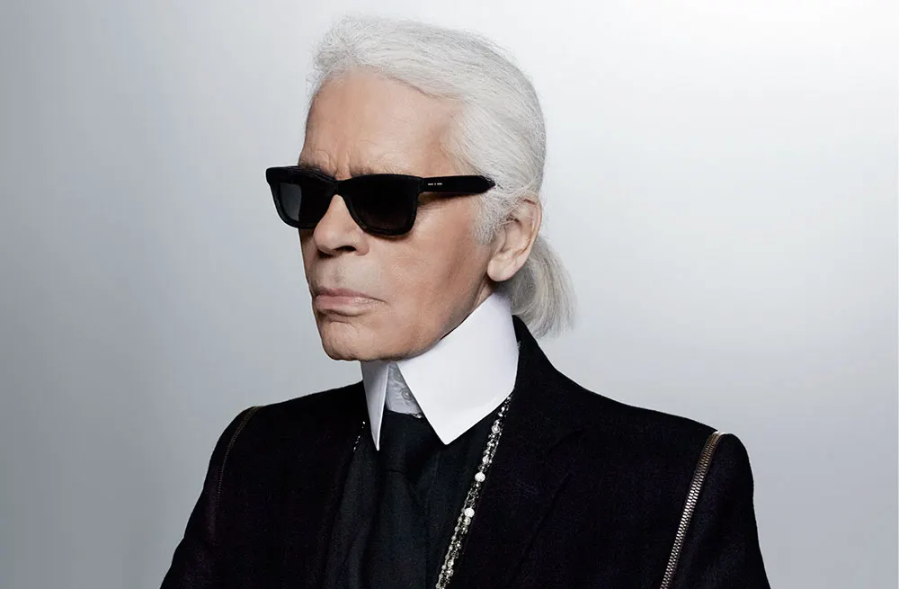Karl Lagerfeld a lansat o colecție de lenjerie intimă de dincolo de moarte