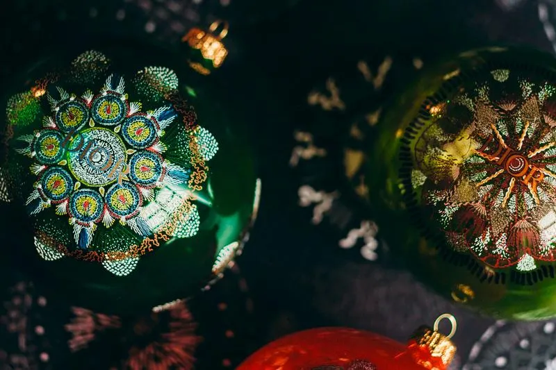 Luminarie by Dior aduce magia sărbătorilor în casă