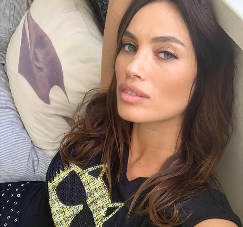Alina Pușcău se pregătește de nuntă. Cine e alesul topmodelului