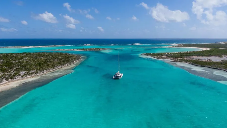 Cât costă Paradisul? Cea mai frumoasă insulă din Bahamas, de vânzare