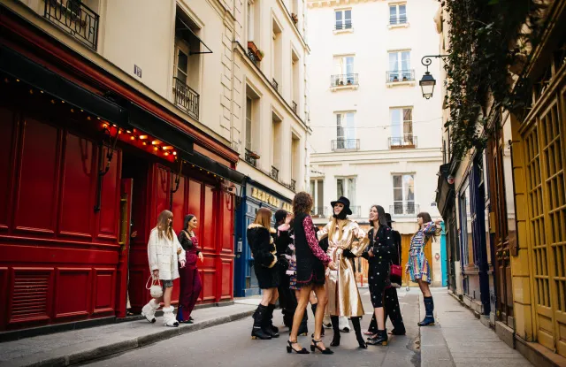Fashion show | Colecțiile toamnă/iarnă 21/22 Chanel, Balmain și MiuMiu
