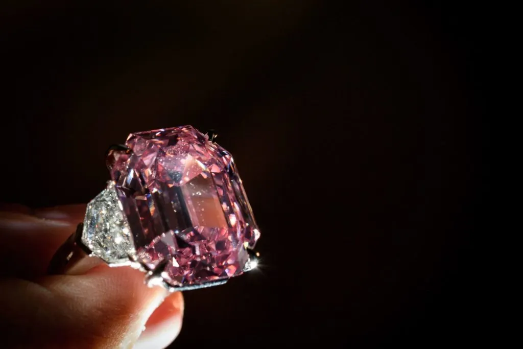Licitații | Christie's este pe cale să scrie istorie cu Sakura Diamond