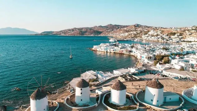 Vacanță în Grecia | Mykonos se pregătește să primească din nou turiști