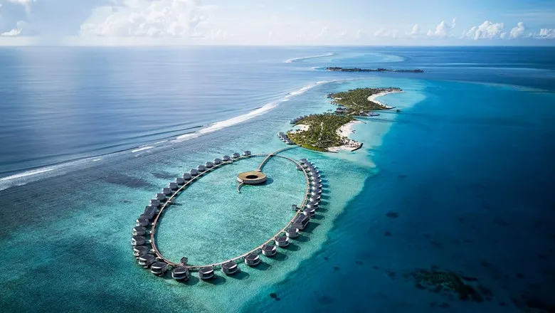 Destinații exotice | Ritz-Carlton își deschide primul hotel în Maldive