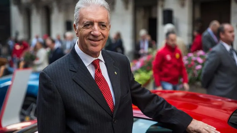Românca ce trăiește o poveste de dragoste cu patronul concernului Ferrari
