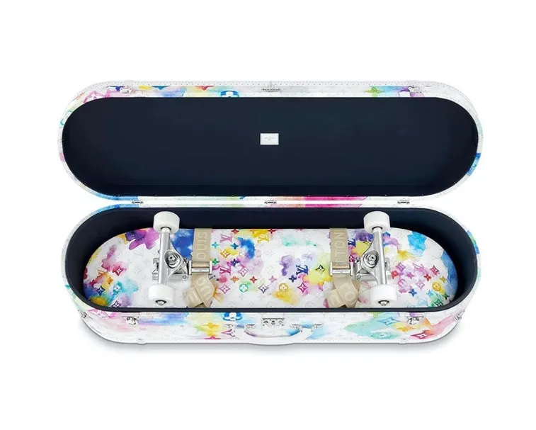Virgil Abloh a proiectat un skateboard pentru Louis Vuitton. Cât costă