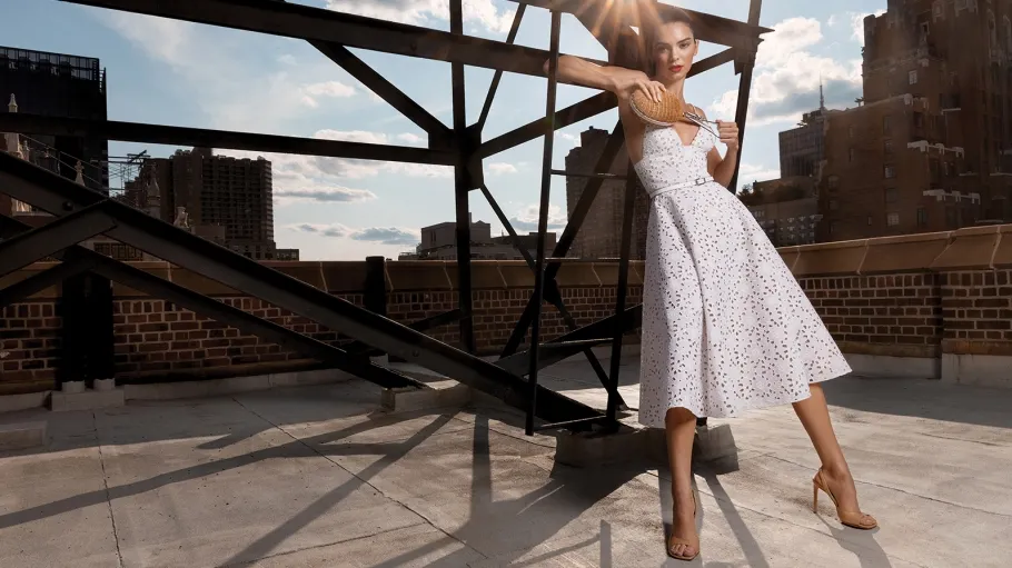 Kendall Jenner, vedeta noii campanii publicitare de primăvară a lui Michael Kors