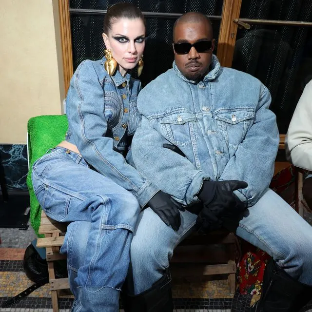 Julia Fox și prietenele ei, cadouri extravagante. Kanye West a băgat mâna adânc în buzunar