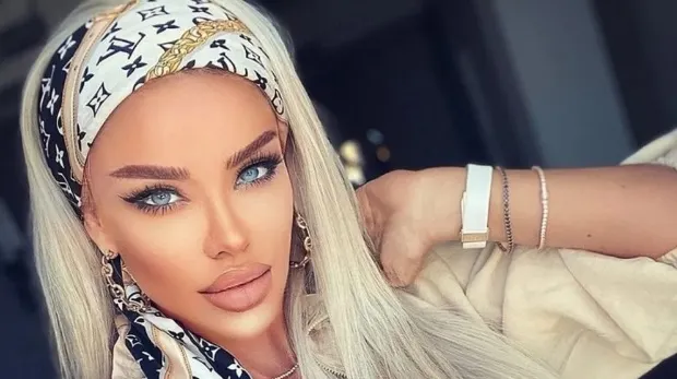 Cum arată Bianca Drăgușanu după cea mai nouă intervenție estetică la față