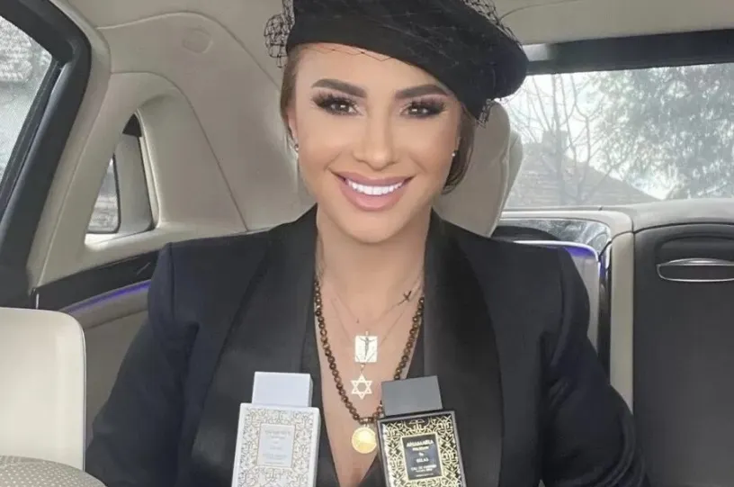 Anamaria Prodan și-a lansat propriul parfum. Cât costă