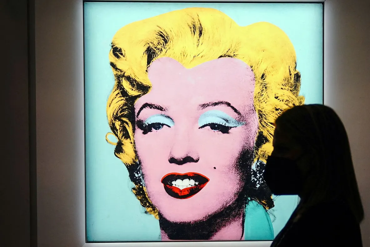 Un tablou de Andy Warhol, pe cale să devină cea mai scumpă operă de artă din secolul XX