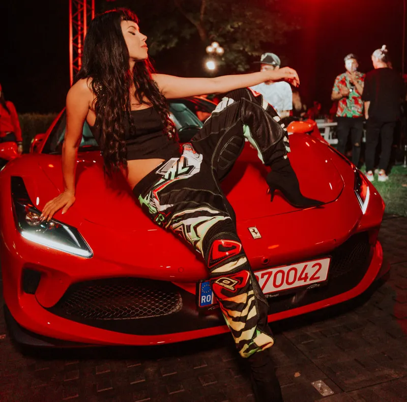Inna, pe lista neagră a Ferrari?! Ce a făcut artista