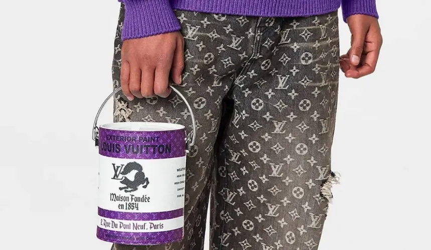 Louis Vuitton relansează geanta cu formă de cutie de vopsea