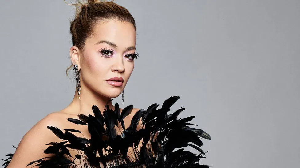 Rita Ora lansează o linie de îngrijire a părului