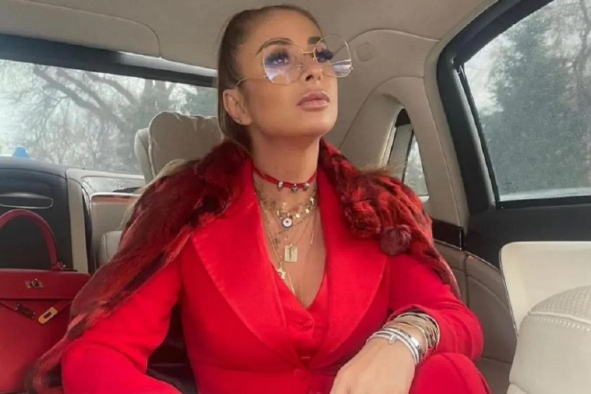 Anamaria Prodan: „Reghe m-a amenințat cu moartea, m-a tras de păr. A intrat cu forța în casă, duhnea a alcool. Va avea dosar penal”