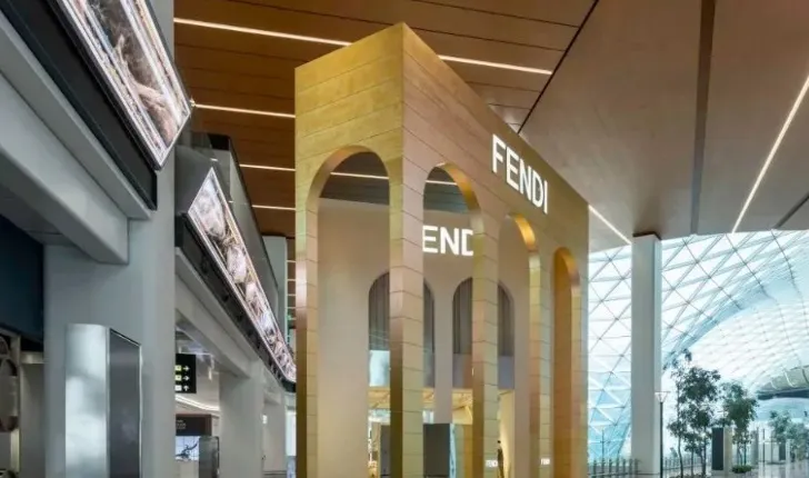 Fendi, demonstrație de lux la Dubai