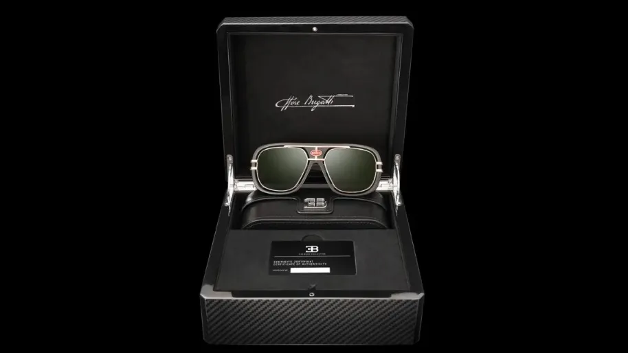 Bugatti a lansat o colecție exclusivă de ochelari de soare care sunt fabricați din aceleași materiale folosite la supermașini