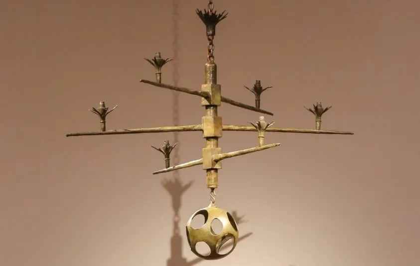 Candelabru rar de Alberto Giacometti, cumpărat cu 300 $, vândut la licitație șase decenii mai târziu la un preț exorbitant