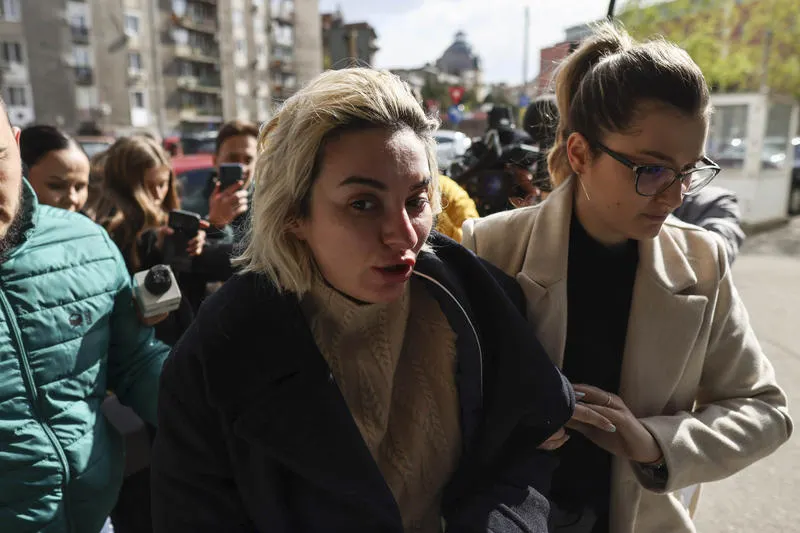 Primele imagini cu Ana Morodan, conducând haotic, chiar înainte să fie oprită de polițiști
