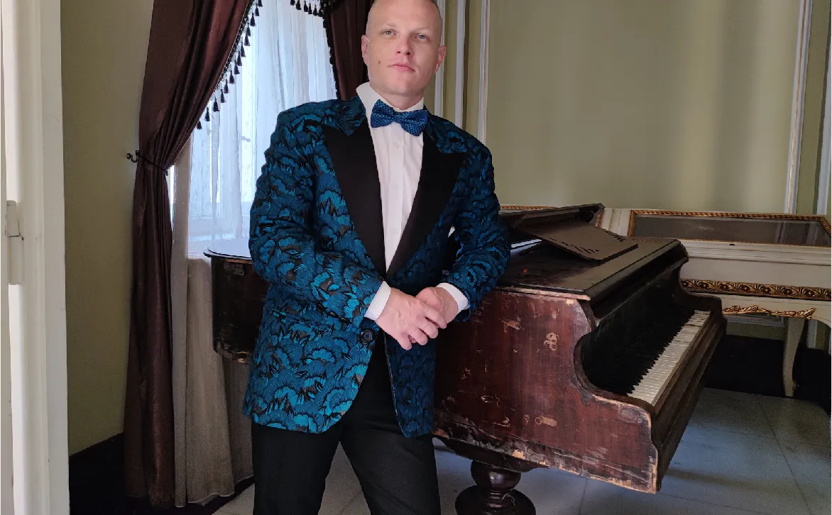 Tenorul Ștefan von Korch vă invită la Văduva veselă 2.0 pe 22 iunie la Opera Națională București