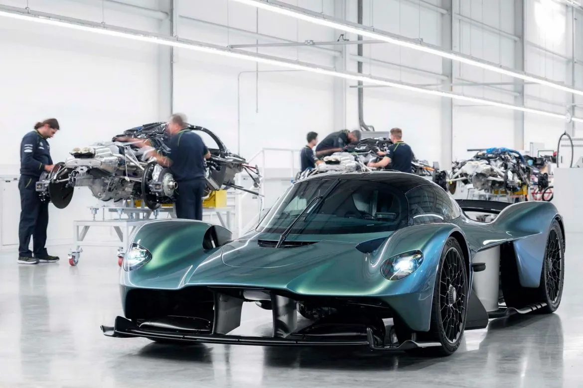 Aston Martin Valkyrie, cea mai scumpă mașină de întreținut