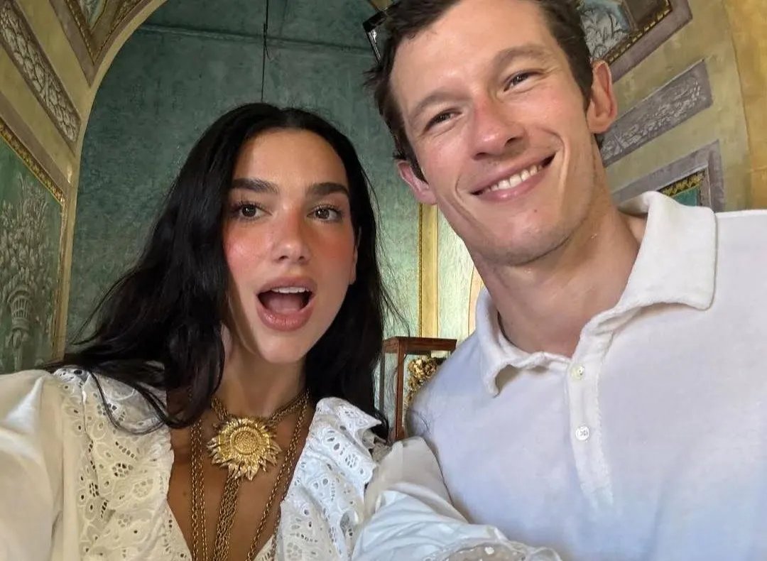Dua Lipa și Callum Turner s-au căsătorit la Londra