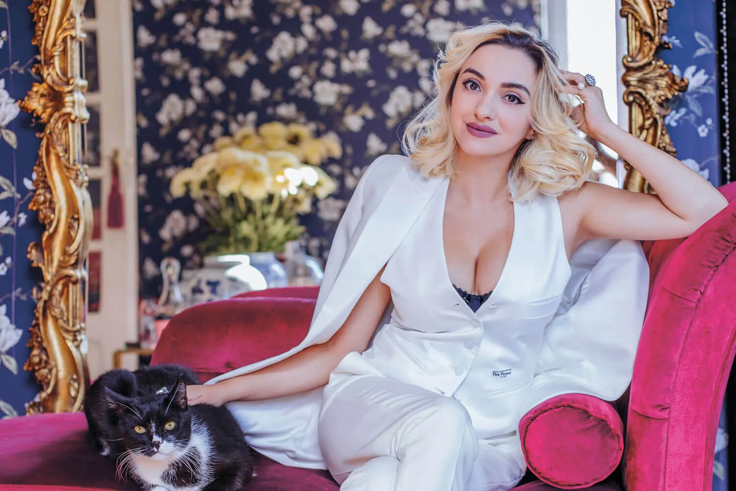 ana morodan si pisica