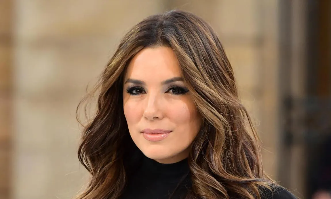 eva longoria a facut 45 de ani