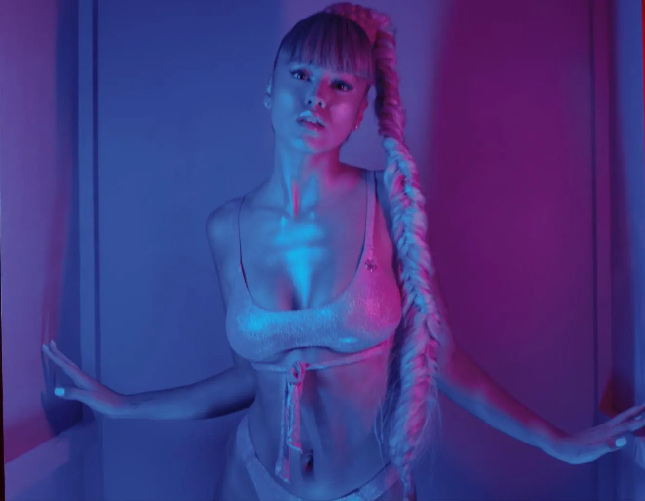 dominique in videoclip