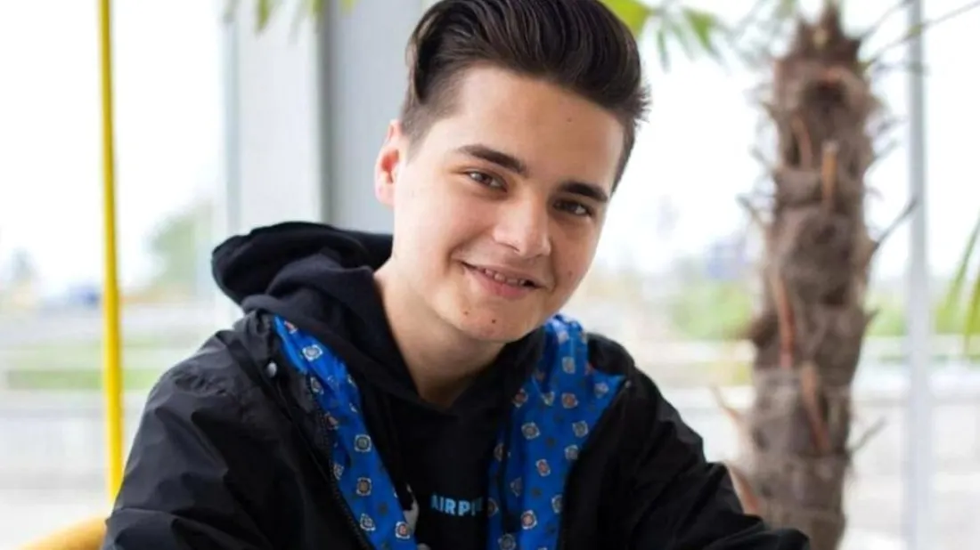 selly andrei selaru