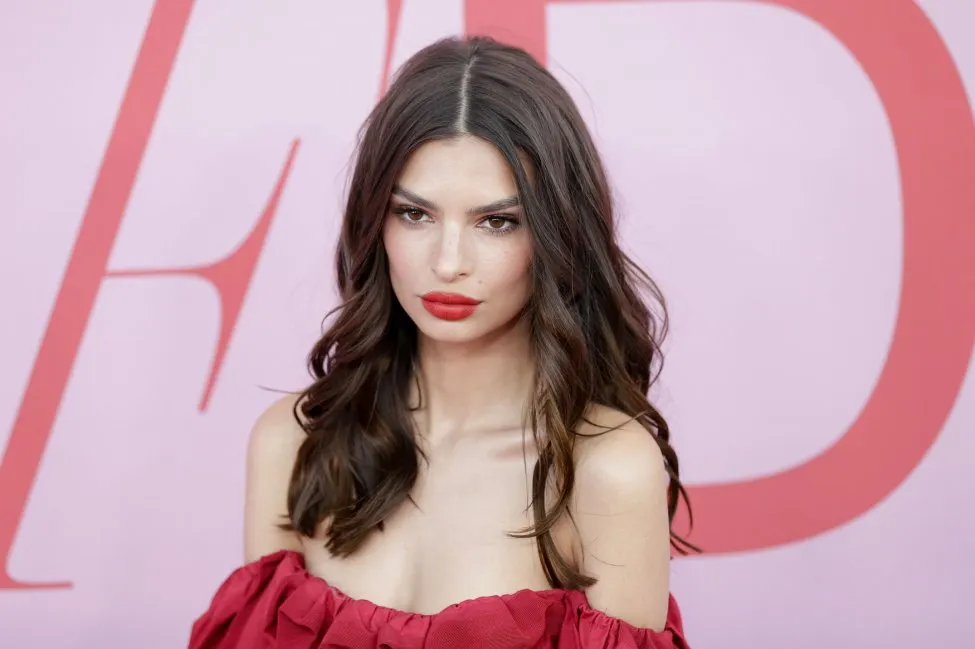 Emily Ratajkowski